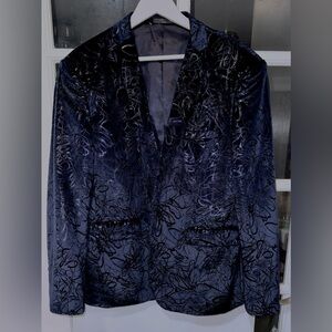 Elegant Blue Velvet Blazer